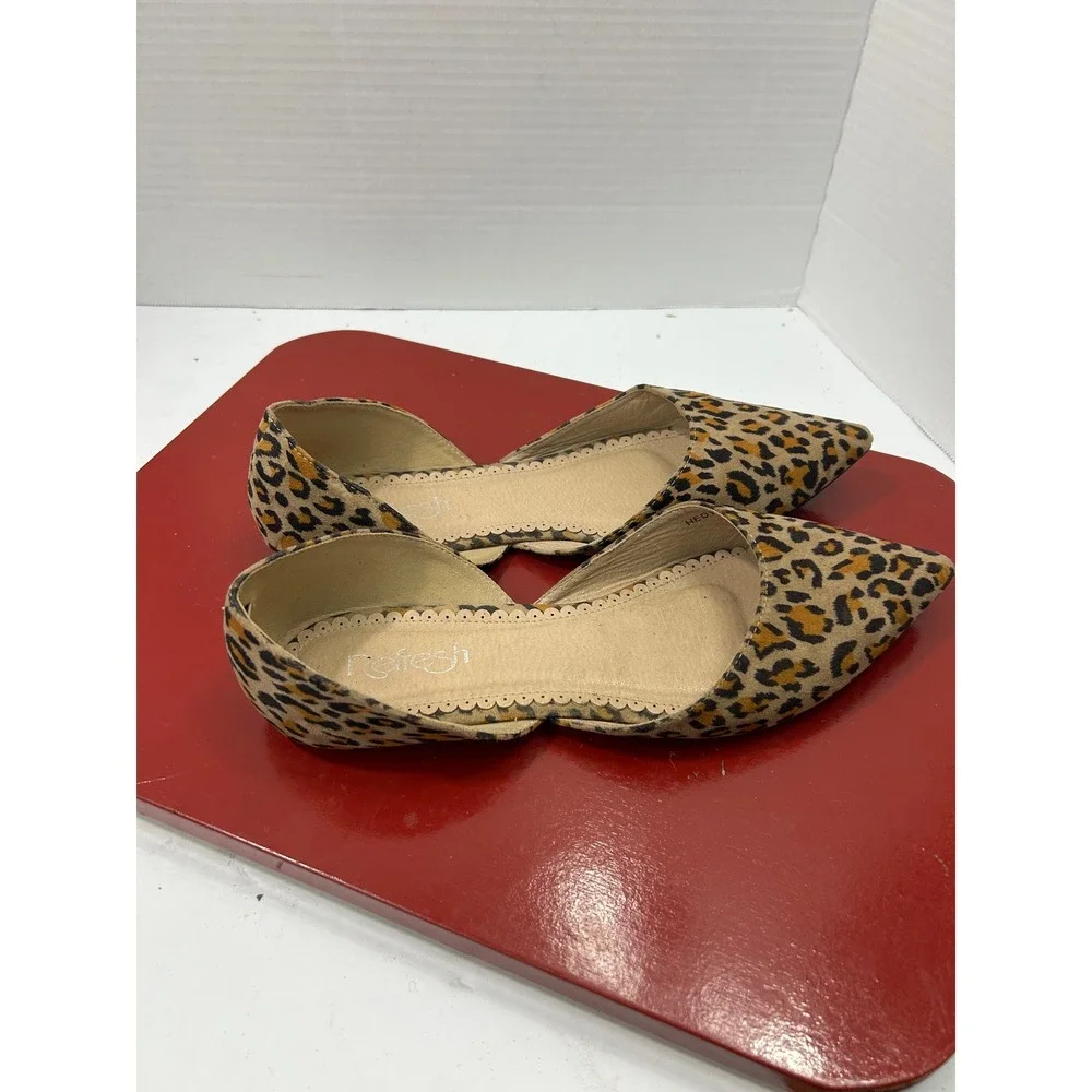 Refresh Leopard Print Flats 10 Tan Pointed Toe d'Orsay Chic Animal Print Office